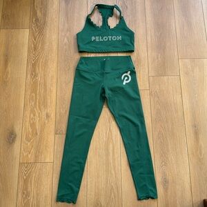 Peloton legging and sports bra scalloped set in green - Size Medium